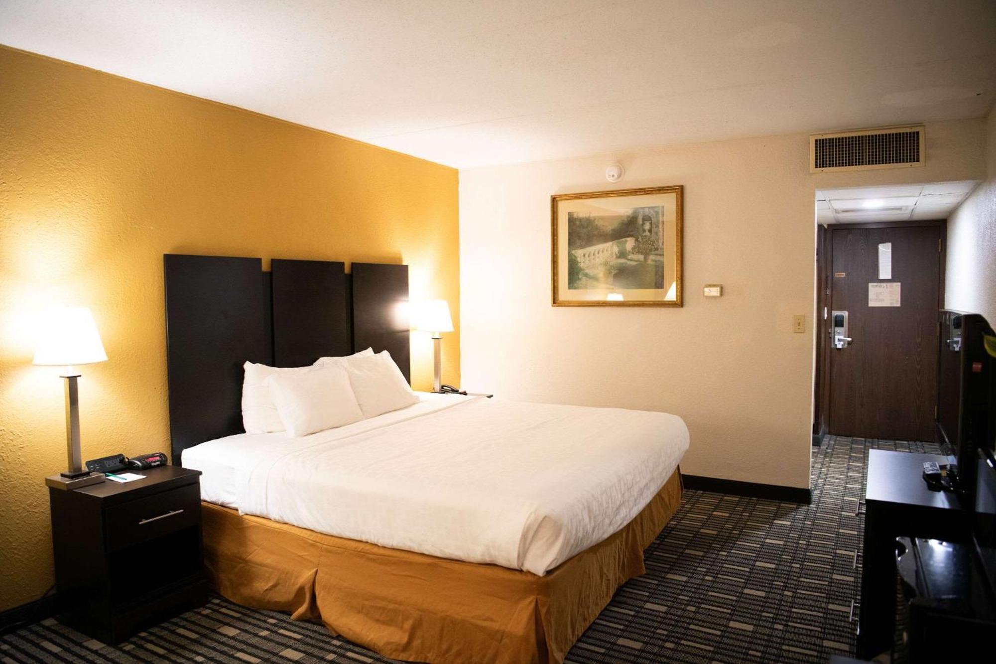 Quality Inn & Conference Center Somerset Buitenkant foto