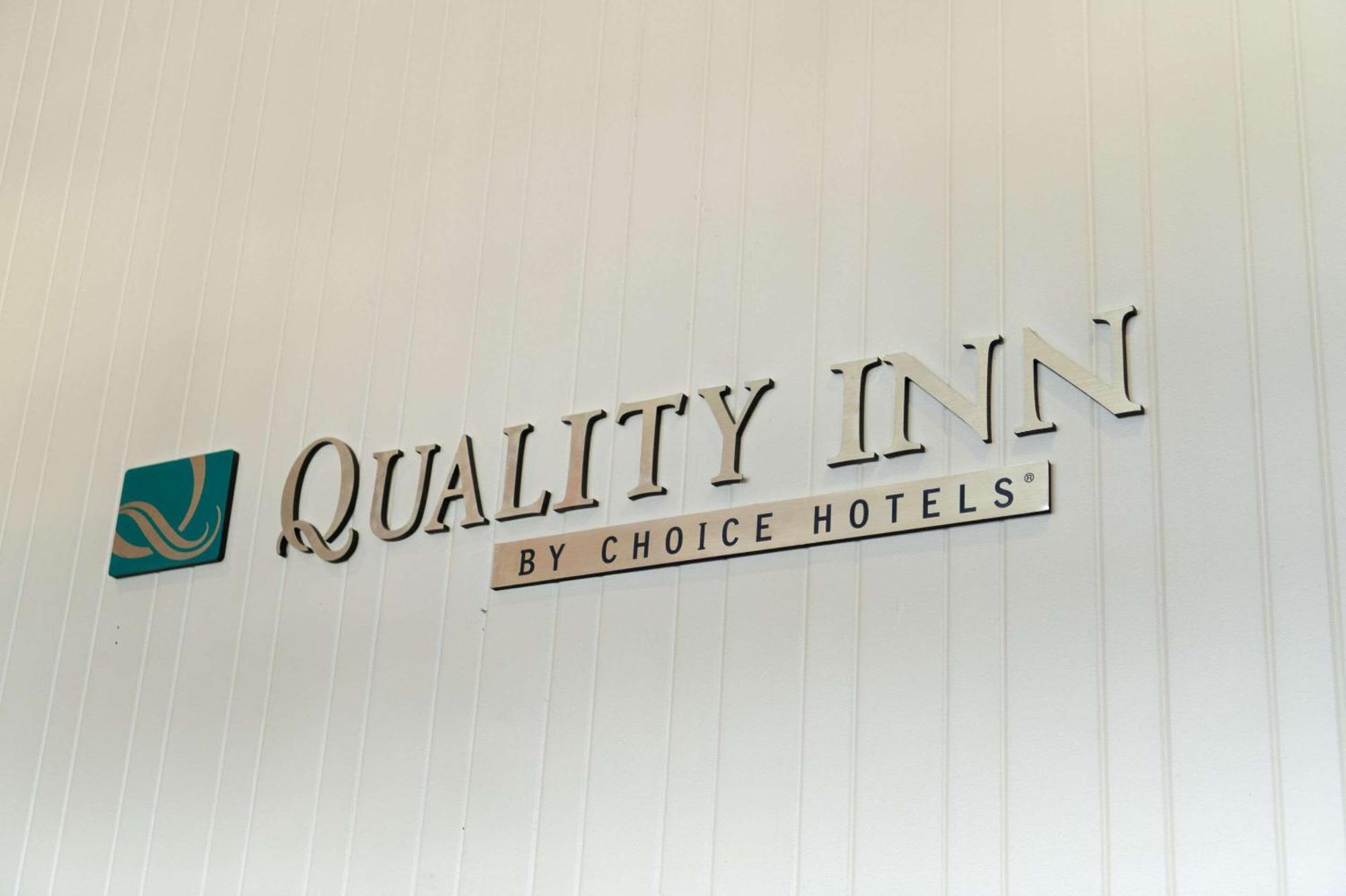 Quality Inn & Conference Center Somerset Buitenkant foto