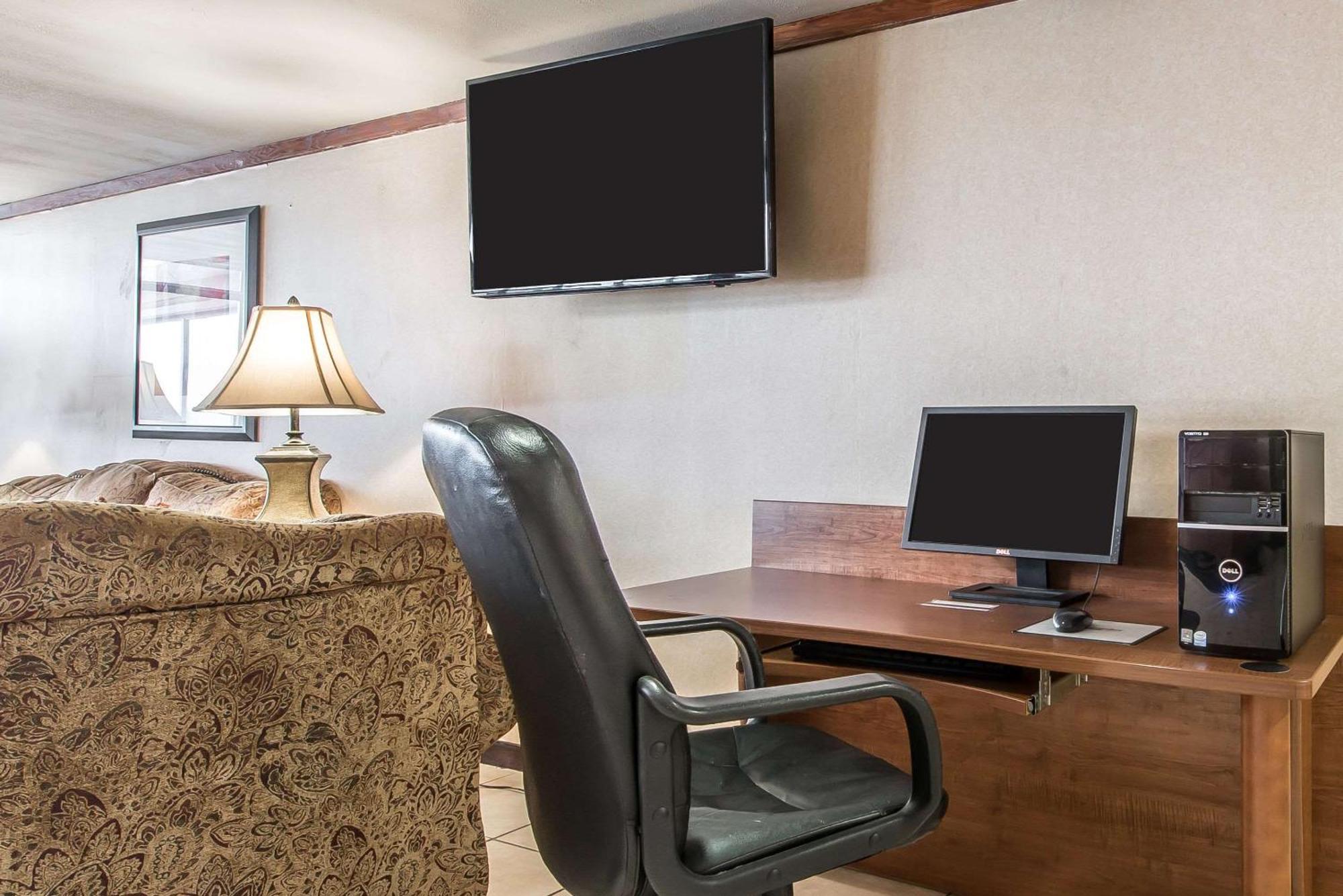 Quality Inn & Conference Center Somerset Buitenkant foto
